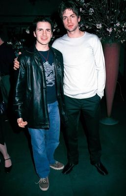 Queer-as-folk-cast-attend-gsociety-party-2001-008.jpg