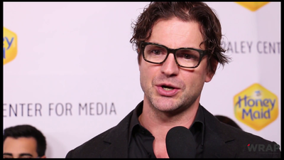 The-paley-center-for-media-benefit-gala-screencaps1-nov-12th-2014-012.png