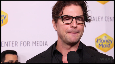 The-paley-center-for-media-benefit-gala-screencaps1-nov-12th-2014-016.png