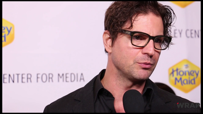 The-paley-center-for-media-benefit-gala-screencaps1-nov-12th-2014-018.png