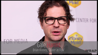The-paley-center-for-media-benefit-gala-screencaps2-nov-12th-2014-001.png