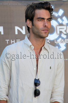 Andron-press-conference-rome-arrivals-by-felicity-sept-13th-2014-0027.JPG
