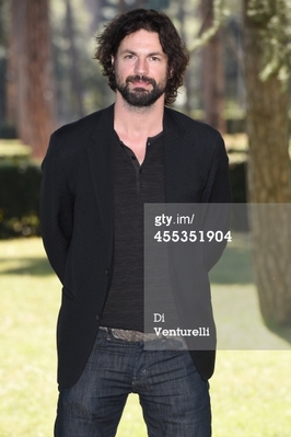 Andron-press-conference-rome-arrivals-sept-13th-2014-001.jpg