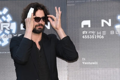 Andron-press-conference-rome-arrivals-sept-13th-2014-002.jpg