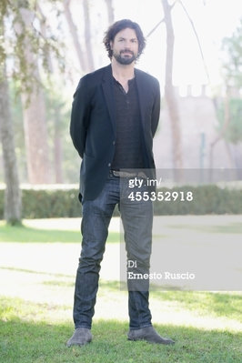 Andron-press-conference-rome-arrivals-sept-13th-2014-006.jpg