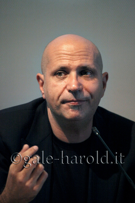 Andron-press-conference-rome-by-felicity-sept-13th-2014-0030.JPG