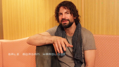 Andron-backstage-dvd-specials-screencaps-0095.png