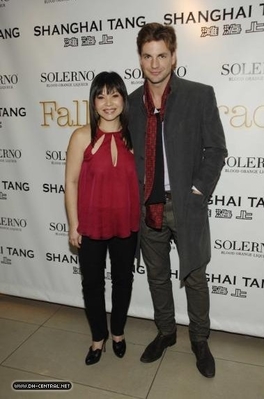 Falling-for-grace-premiere-asia-society-arrivals-jan-26th-2010-031.jpg