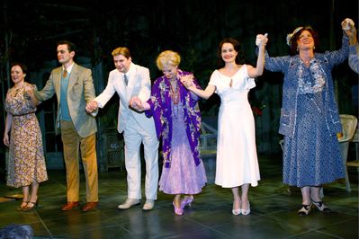 Suddenly-last-summer-on-stage-opening-2006-008.jpg