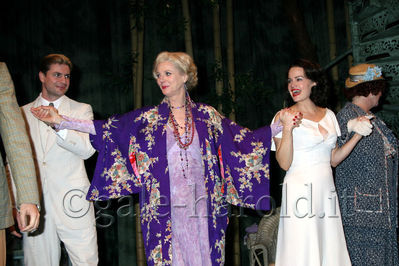 Suddenly-last-summer-on-stage-opening-2006-016.jpg