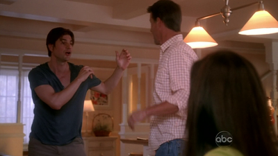 Desperate-housewives-5x03-screencaps-0033.png