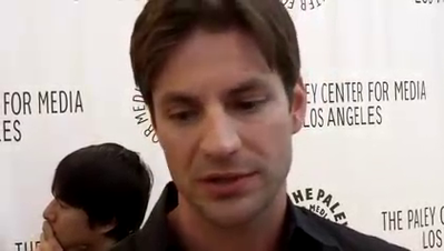 Hellcats-paleyfest-red-carpet-interview-part1-screencaps-sept-15th-2010-037.png