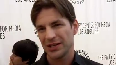 Hellcats-paleyfest-red-carpet-interview-part1-screencaps-sept-15th-2010-038.png