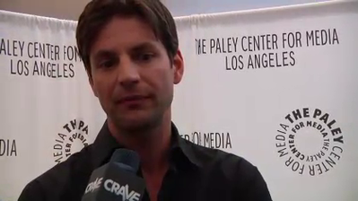 Hellcats-paleyfest-red-carpet-interview-part2-screencaps-sept-15th-2010-003.png