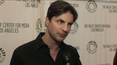 Hellcats-paleyfest-red-carpet-interview-part3-screencaps-sept-15th-2010-0133.png