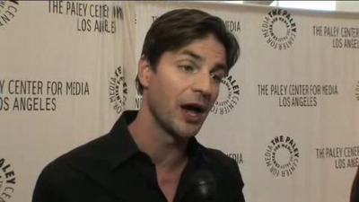 Hellcats-paleyfest-red-carpet-interview-part3-screencaps-sept-15th-2010-0185.png