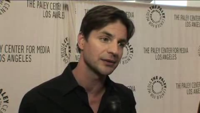 Hellcats-paleyfest-red-carpet-interview-part3-screencaps-sept-15th-2010-0187.png