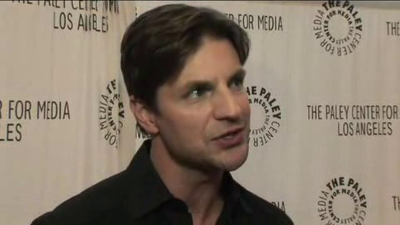 Hellcats-paleyfest-red-carpet-interview-part3-screencaps-sept-15th-2010-0260.png