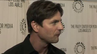 Hellcats-paleyfest-red-carpet-interview-part3-screencaps-sept-15th-2010-0323.png