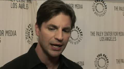 Hellcats-paleyfest-red-carpet-interview-part3-screencaps-sept-15th-2010-0341.png
