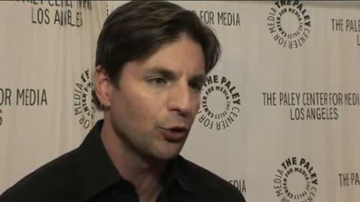 Hellcats-paleyfest-red-carpet-interview-part3-screencaps-sept-15th-2010-0344.png