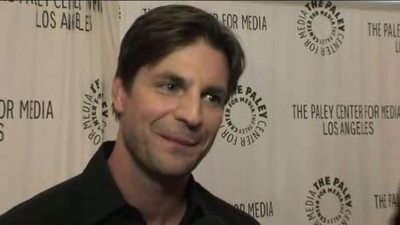 Hellcats-paleyfest-red-carpet-interview-part3-screencaps-sept-15th-2010-0368.png