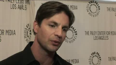 Hellcats-paleyfest-red-carpet-interview-part3-screencaps-sept-15th-2010-0393.png
