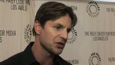 Hellcats-paleyfest-red-carpet-interview-part3-screencaps-sept-15th-2010-0401.png