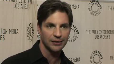 Hellcats-paleyfest-red-carpet-interview-part3-screencaps-sept-15th-2010-0448.png