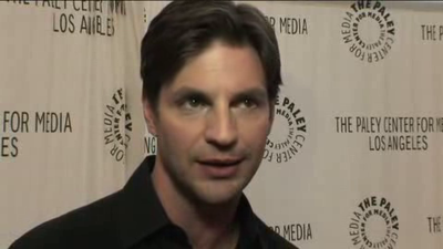Hellcats-paleyfest-red-carpet-interview-part3-screencaps-sept-15th-2010-0449.png