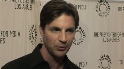 Hellcats-paleyfest-red-carpet-interview-part3-screencaps-sept-15th-2010-0455.png