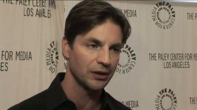 Hellcats-paleyfest-red-carpet-interview-part3-screencaps-sept-15th-2010-0482.png