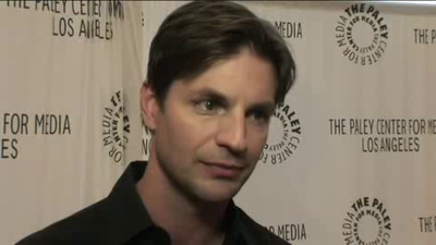 Hellcats-paleyfest-red-carpet-interview-part3-screencaps-sept-15th-2010-0491.png