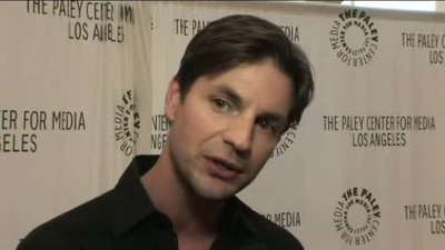 Hellcats-paleyfest-red-carpet-interview-part3-screencaps-sept-15th-2010-0562.png