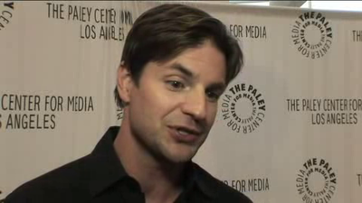 Hellcats-paleyfest-red-carpet-interview-part3-screencaps-sept-15th-2010-0835.png