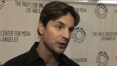 Hellcats-paleyfest-red-carpet-interview-part3-screencaps-sept-15th-2010-0842.png