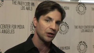 Hellcats-paleyfest-red-carpet-interview-part3-screencaps-sept-15th-2010-0851.png