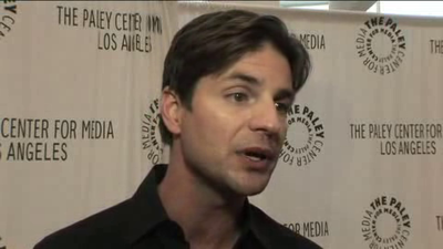 Hellcats-paleyfest-red-carpet-interview-part3-screencaps-sept-15th-2010-0897.png