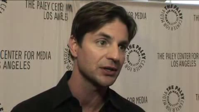 Hellcats-paleyfest-red-carpet-interview-part3-screencaps-sept-15th-2010-0922.png