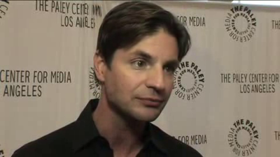 Hellcats-paleyfest-red-carpet-interview-part3-screencaps-sept-15th-2010-0926.png