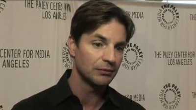 Hellcats-paleyfest-red-carpet-interview-part3-screencaps-sept-15th-2010-0933.png