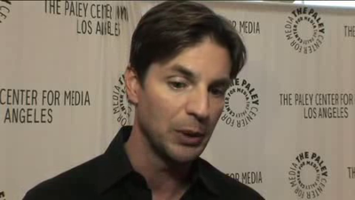 Hellcats-paleyfest-red-carpet-interview-part3-screencaps-sept-15th-2010-0934.png