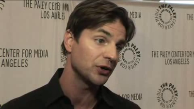 Hellcats-paleyfest-red-carpet-interview-part3-screencaps-sept-15th-2010-0953.png