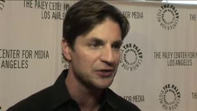 Hellcats-paleyfest-red-carpet-interview-part3-screencaps-sept-15th-2010-0960.png
