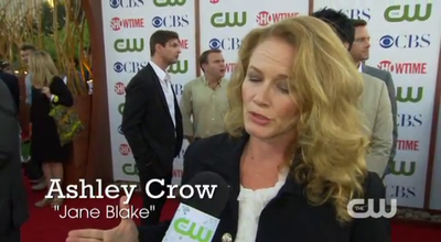 Tsc-tca-red-carpet-interview1-screencaps-aug-3rd-2011-011.png