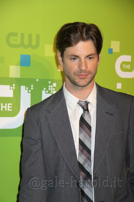The-secret-circle-cw-upfront-arrivals-may-19th-2011-0014.jpg