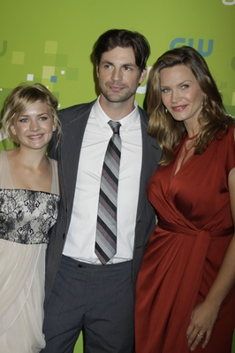 The-secret-circle-cw-upfront-arrivals-may-19th-2011-0021.jpg