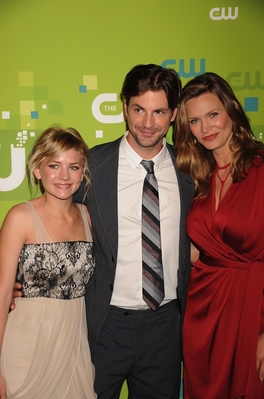 The-secret-circle-cw-upfront-arrivals-may-19th-2011-0027.jpg