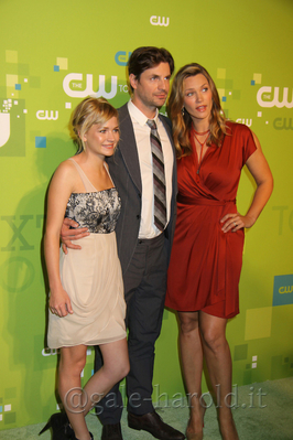 The-secret-circle-cw-upfront-arrivals-may-19th-2011-0051.jpg
