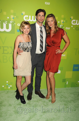 The-secret-circle-cw-upfront-arrivals-may-19th-2011-0053.jpg